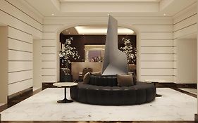 First Luxury Art Hotel Rome